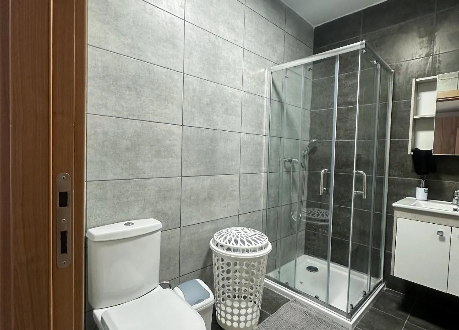 Brand New Room In St Julians San Ġiljan Privatunterkunft